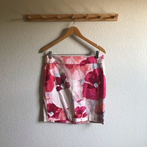 ❄️ 5 for $10 ❄️ Floral Skirt